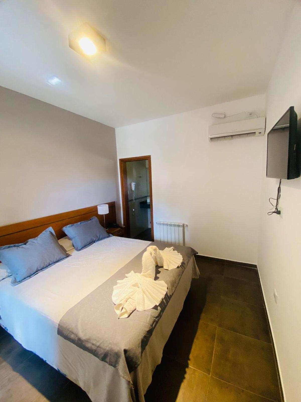 Ranqueles Hotel วิญาการ์ลอสปาซ ภายนอก รูปภาพ